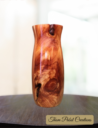 Red Cedar Vase (03)